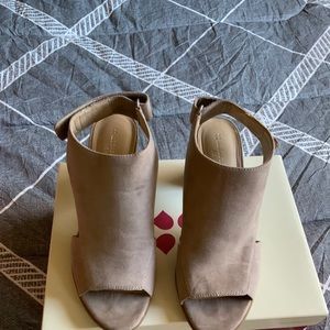 Opened Toes Shoes